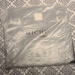Miche Classic Honor Cover